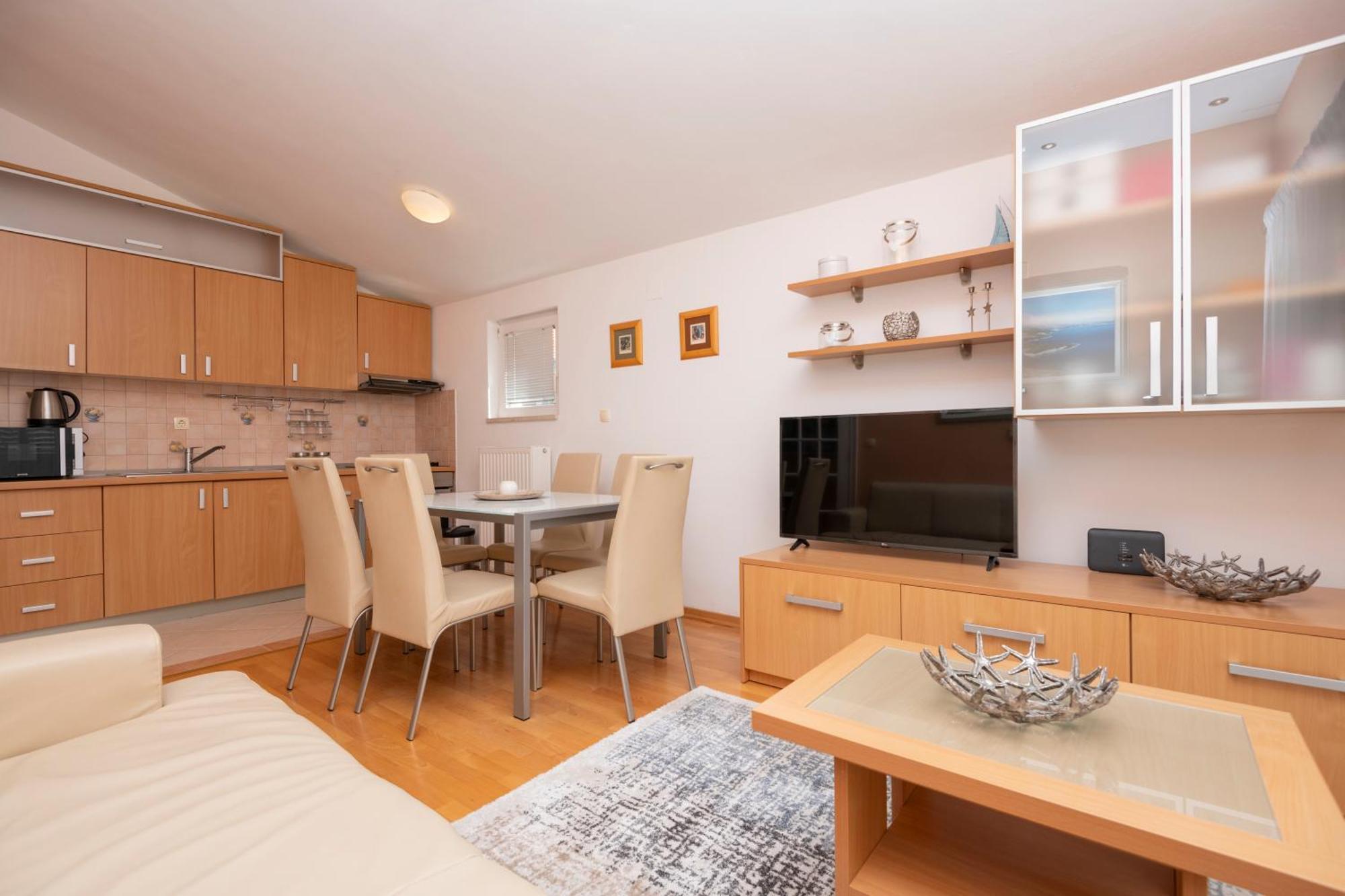Family Apartments Marita Makarska Luaran gambar